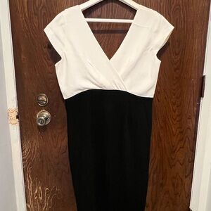 HOBBS London Elegant Black and Off White Sheath Dress. UK Size 16 / US Size 12